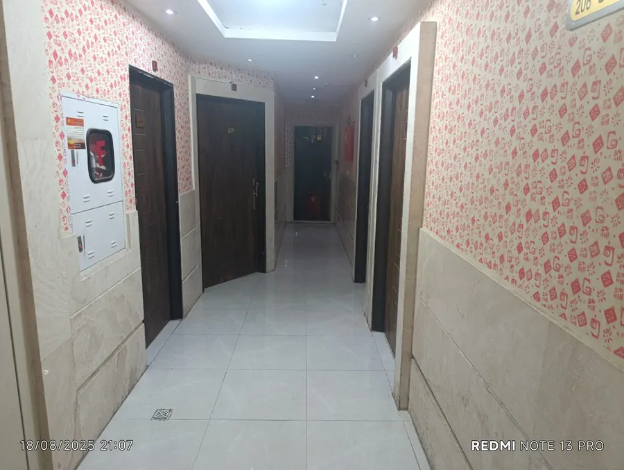 تصویر ۱ - هتل آپارتمان حیاط  در  مشهد