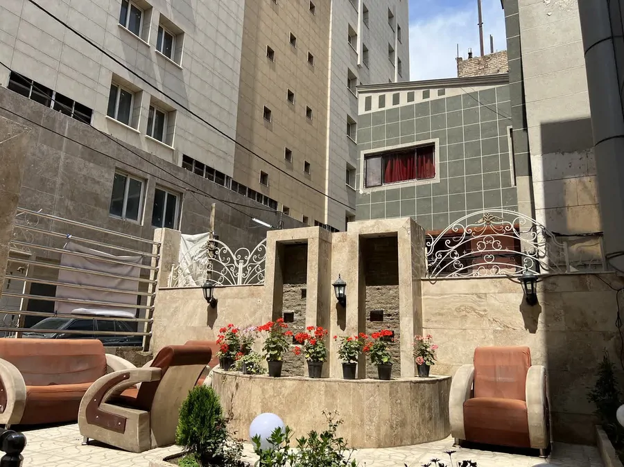 تصویر ۱ - سوییت  سورن (اتاق ۲۰۴) نزدیک حرم در  مشهد