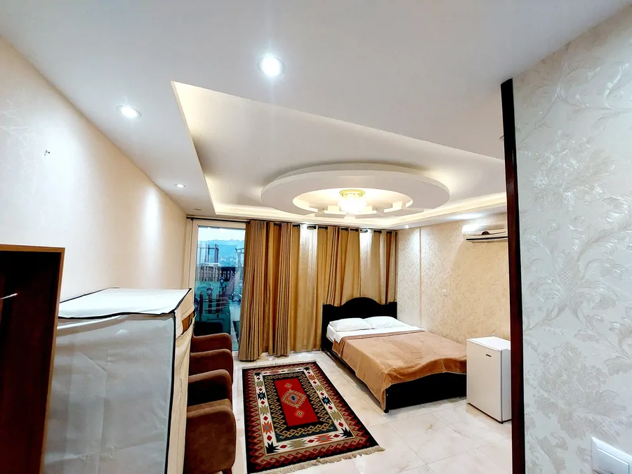 تصویر ۱ - اقامتگاه بوم‌گردی عمارت کبریا (اتاق ۵) با صبحانه رایگان در  شیرگاه