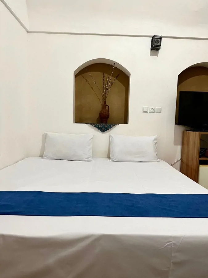 تصویر ۱ - اقامتگاه بومگردی سرای جهانگرد (دو تخته همکف) با صبحانه رایگان در مهریز