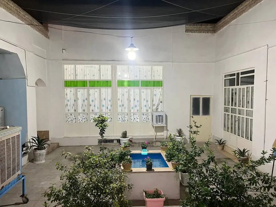 تصویر ۱ - مهمانسرا بهار (اتاق ۱۰۵) در یزد