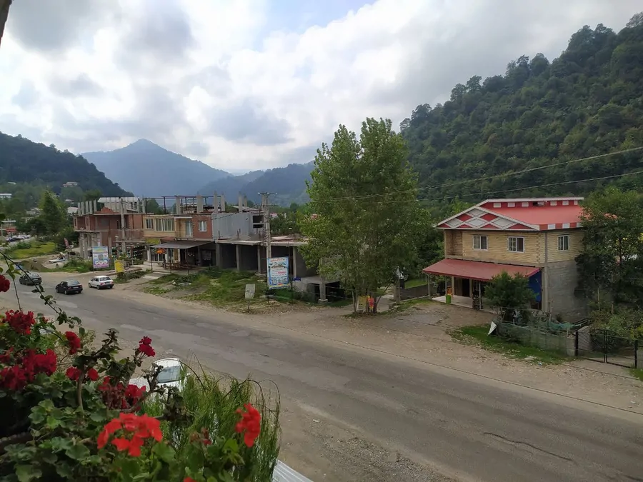تصویر ۱ - آپارتمان ویلا آپارتمانی با چشم انداز جنگل و کوه در  اسالم