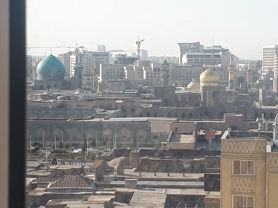 تصویر ۱ - هتل آپارتمان مجتمع اقامتي ضامن رو به حرم در  مشهد