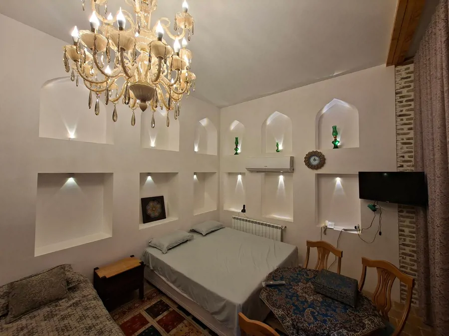 تصویر ۱ - هتل سنتی عمارت اعیانی (4نفره vip شاه نشین) با صبحانه رایگان در گرگان