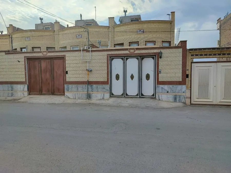 تصویر ۱ - خانه مبله رنگینی  در  کاشان