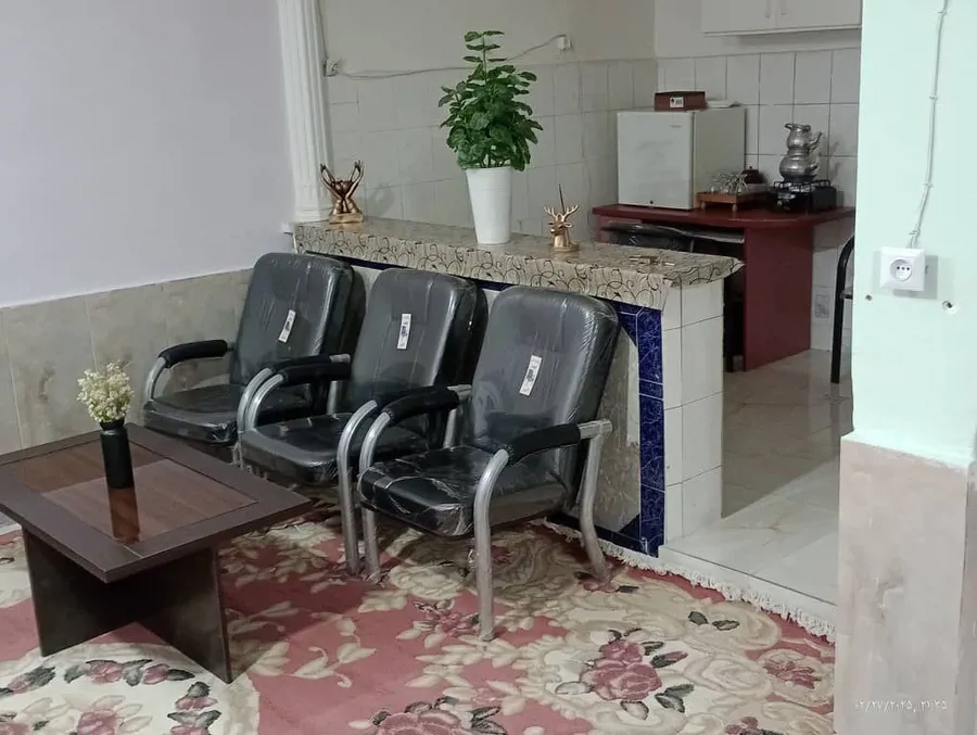 تصویر ۱ - خانه مرکز شهر ،دسترسی اسان در  خرم آباد