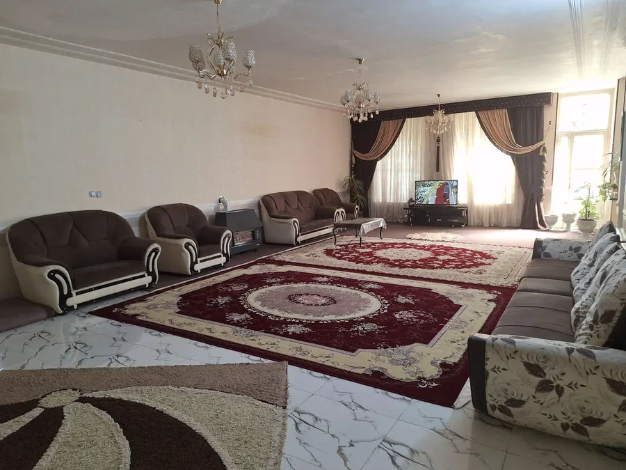 تصویر ۱ - خانه سرسبز در  شیراز