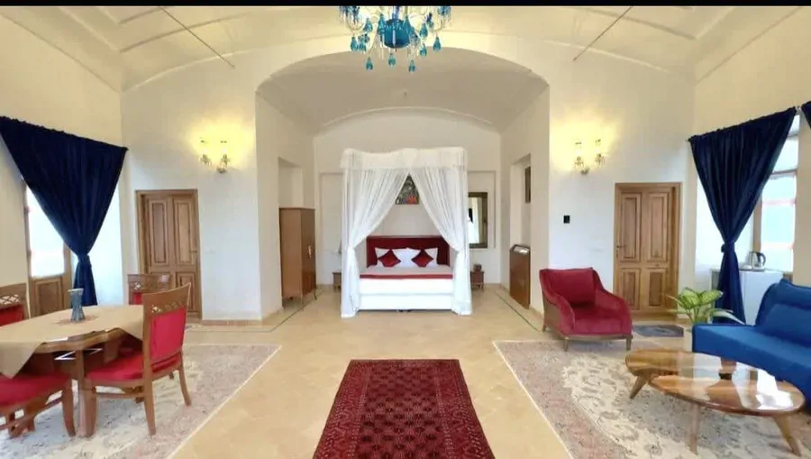 تصویر ۱ - هتل سنتی عمارت ماندگار(110 _ شاه نشین) در  کاشان