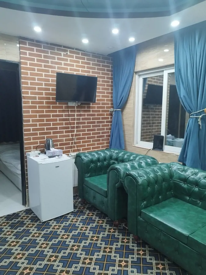 تصویر ۱ - آپارتمان بابا قدرت با استخر سانسی (301) در  رینه