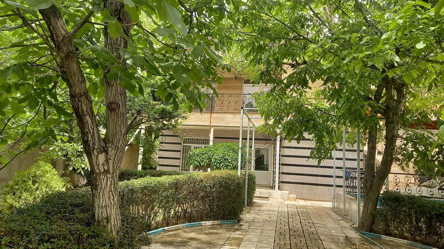 تصویر ۱ - خانه ویلایی گردو در چهارباغ