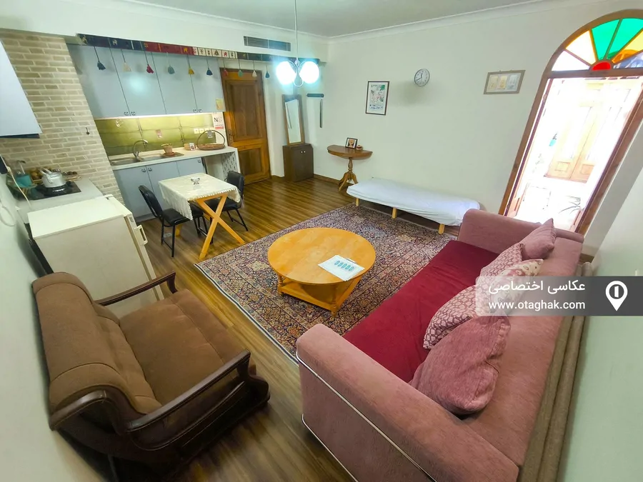 تصویر ۱ - اقامتگاه بومگردی چرخ گردون در اصفهان