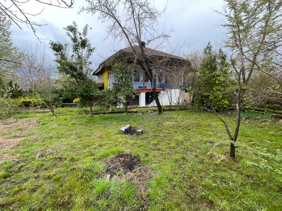 تصویر ۱ - روستایی و عشایری ایوان در  لاهیجان