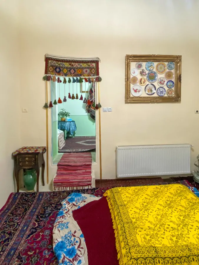 تصویر ۱ - هتل سنتی آنام  (6_اتاق 3 تخته) در  زنجان