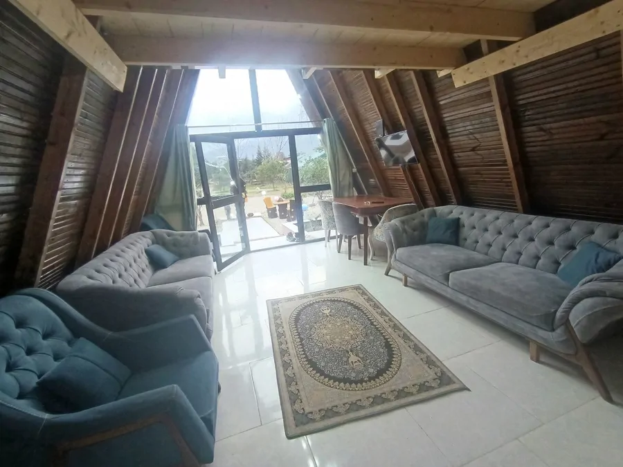 تصویر ۱ - کلبه سوئیسی هانیه در عباس آباد