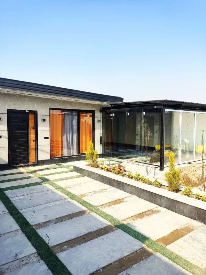 تصویر ۱ - ویلا استخردار آبگرم صنوبر در کرج