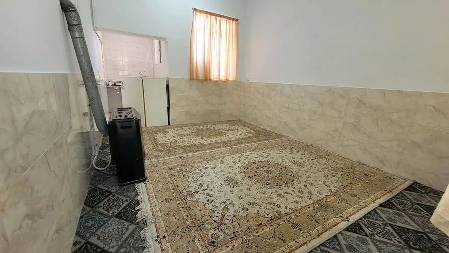 تصویر ۱ - خانه مجتمع اقامتی رفاهی امامزاده سیدمرتضی ع - واحد عادی در کاشمر