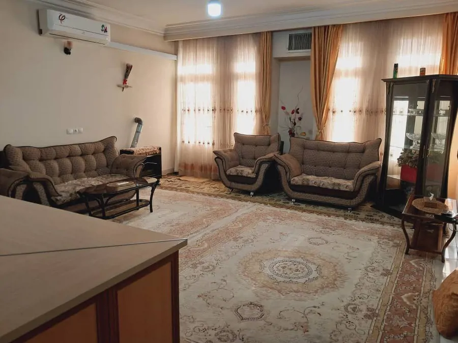 تصویر ۱ - ویلا منزل دربست آرمان مرکز شهر  در  کاشان