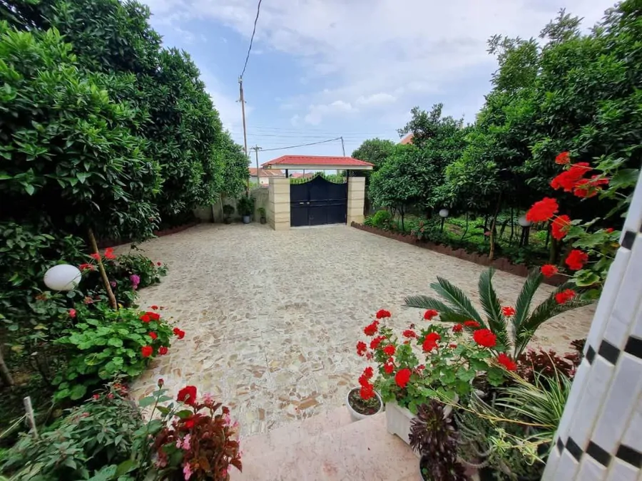 تصویر ۱ - ویلا لوکس پور رستمی در  رامسر