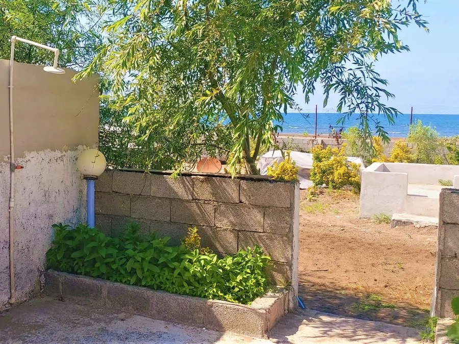 تصویر ۱ - ویلا لب ساحل طالب آباد 01 در  انزلی