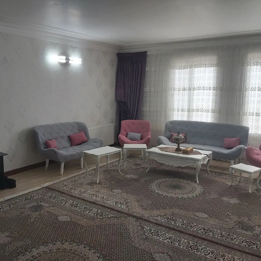 تصویر ۱ - آپارتمان مبله رنگین کمان در  کاشان