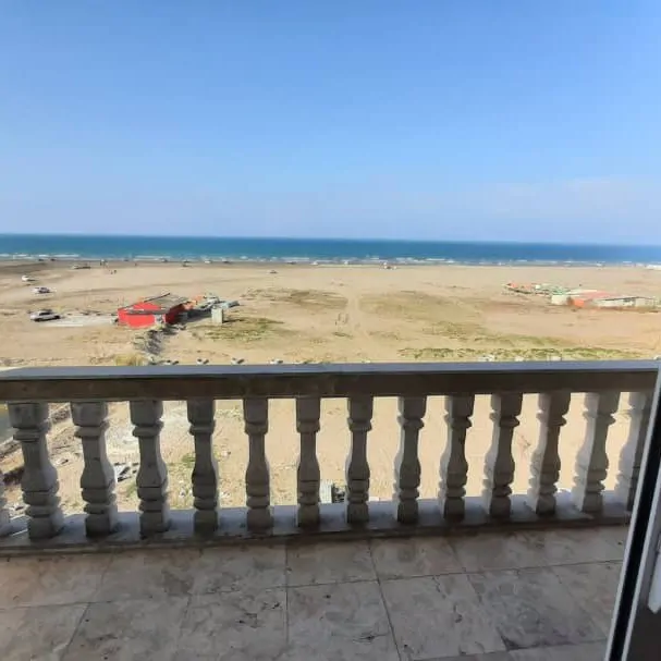 تصویر ۱ - آپارتمان مبله ساحلی گلها در  فریدون کنار