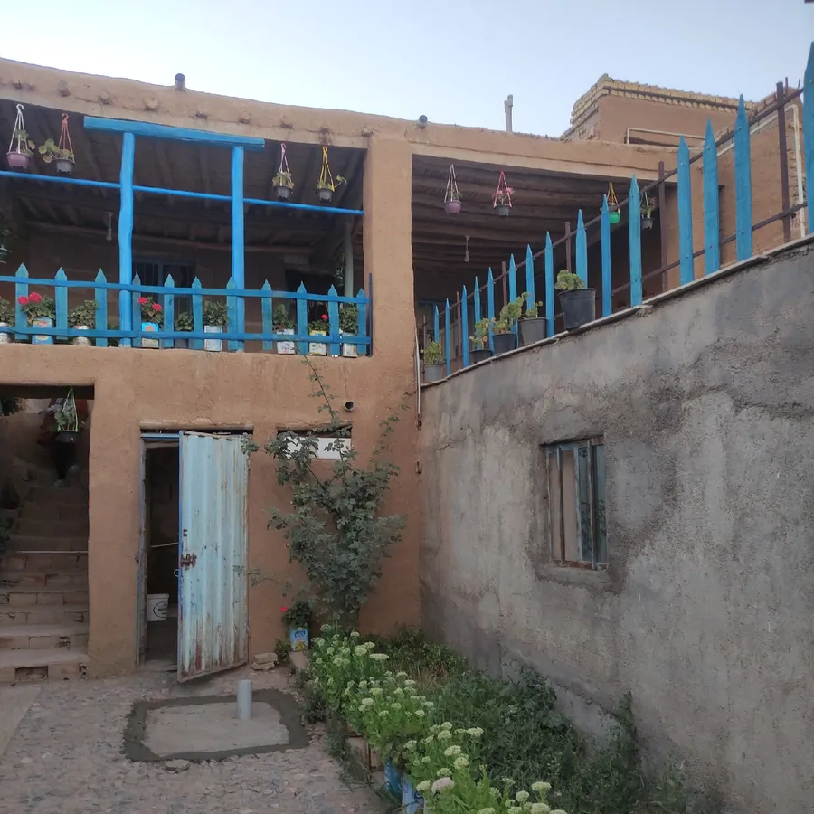 تصویر ۱ - اقامتگاه بوم‌گردی بلند آرام  در  شاهرود
