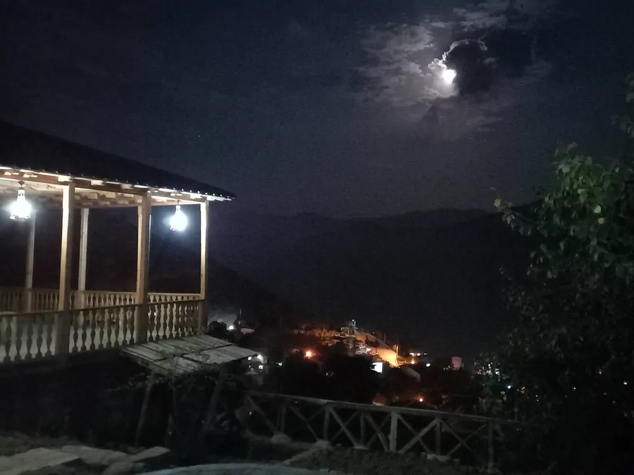 تصویر ۱ - اقامتگاه بوم‌گردی آشیانه عقاب (اتاق ستاره) در  سوادکوه