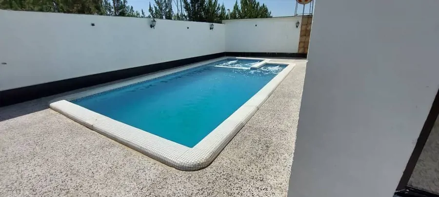 تصویر ۱ - ویلا استخردار آبگرم رضایی با جکوزی در سهیلیه