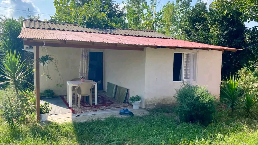 تصویر ۱ - سوییت ویلا آلاچیق دار در رشت