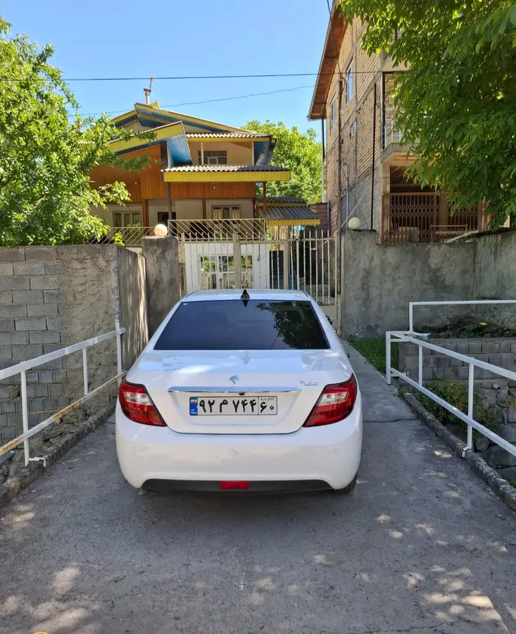 تصویر ۱ - ویلا ویلا با ویوی عالی مقابل جنگل و کوه علم کوه و 2 بالکن مجزا ودسترسی اسان  در  کلاردشت