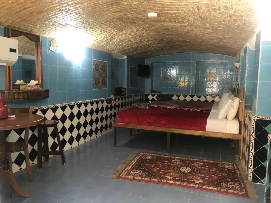 تصویر ۱ - هتل سنتی نیایش (سه نفره۱۱۵) در  شیراز
