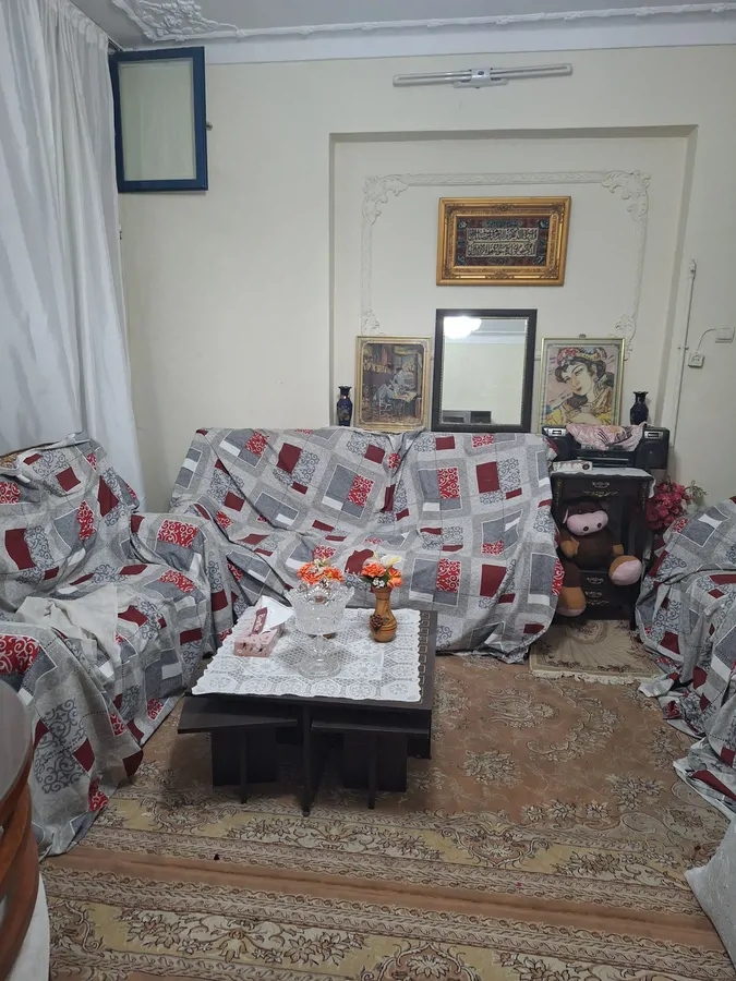 تصویر ۱ - خانه اتاق بیست متری مبله با حمام توالت بدون اشپزخونه  در  تهران