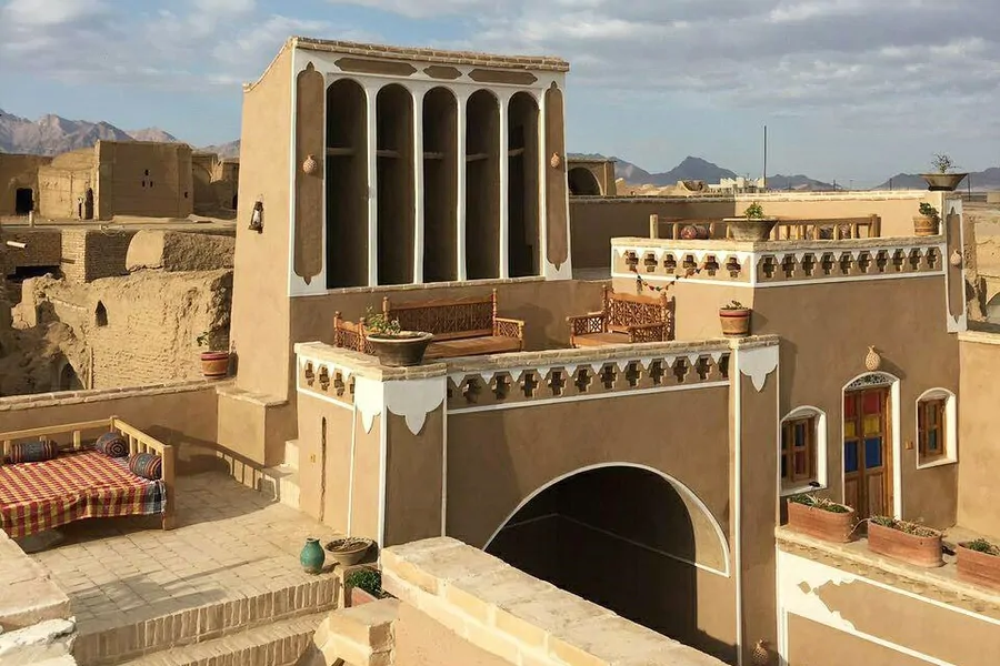 تصویر ۱ - اقامتگاه بوم‌گردی انار (چهارتخته سرویس مشترک) در  عقدا