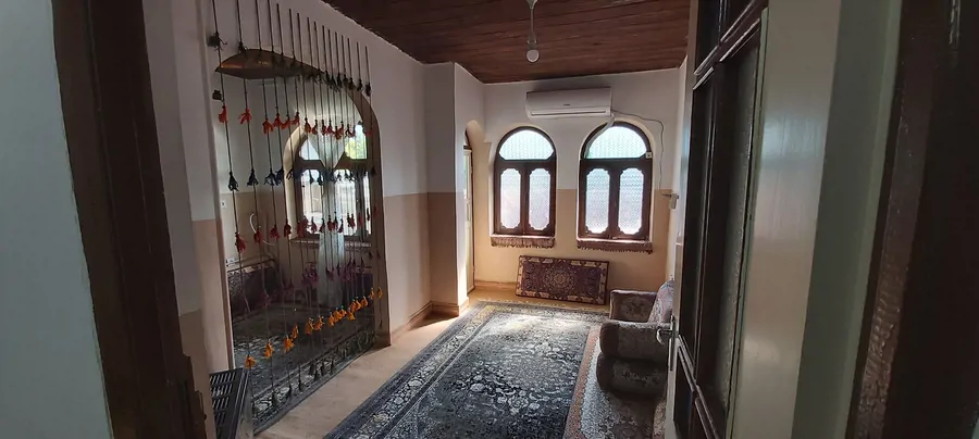 تصویر ۱ - هتل سنتی نیاک در  شیرگاه