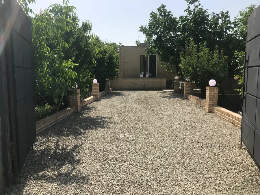 تصویر ۱ - ویلا با بیلیارد آجری  در  کردان