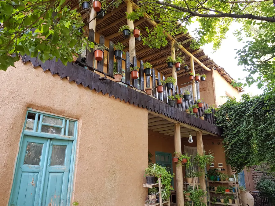 تصویر ۱ - اقامتگاه بومگردی دره پرستوها (اتاق پیچک) در نیشابور