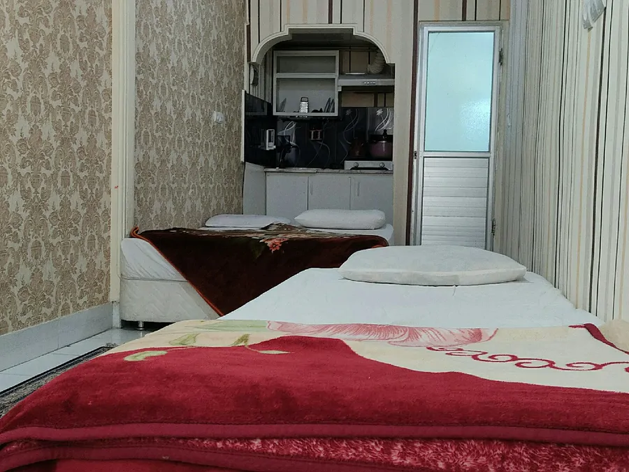 تصویر ۱ - خانه مسافر آقاخانی (3 تخته) در  مشهد