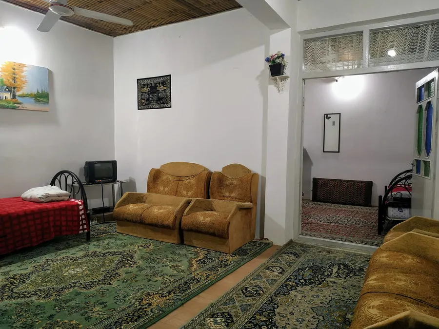 تصویر ۱ - خانه مبله شفیعی در  لاهیجان
