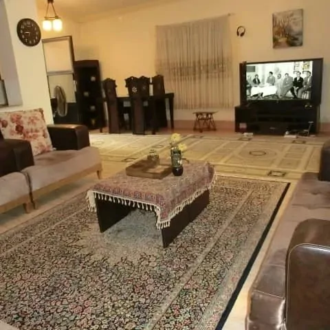 تصویر ۱ - ویلا نزدیک به ساحل بر جاده اصلی در  محمودآباد