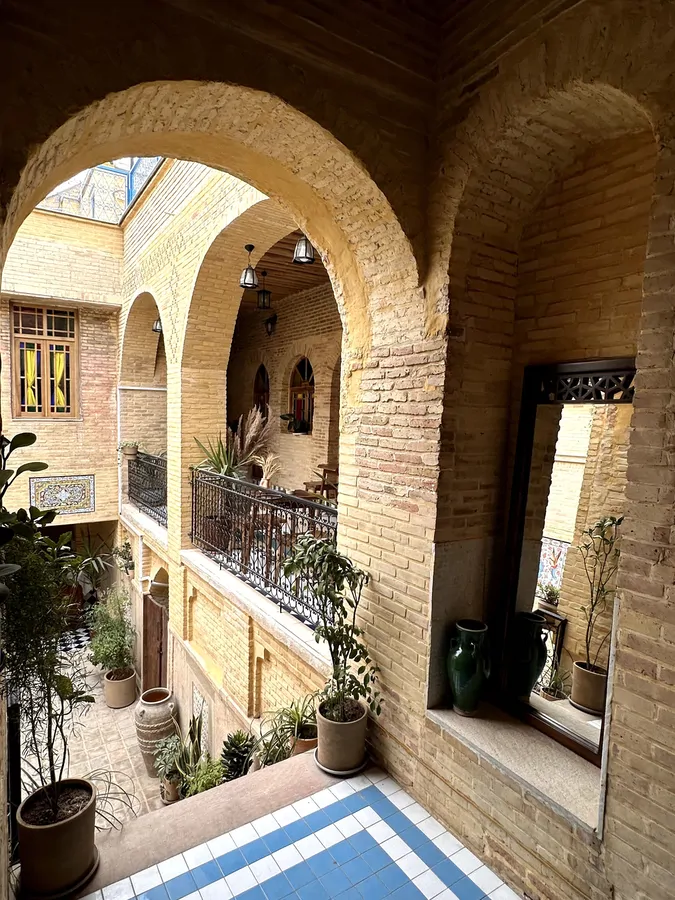 تصویر ۱ - هتل سنتی اقامتگاه سنتی سلطان بانو  در  شیراز