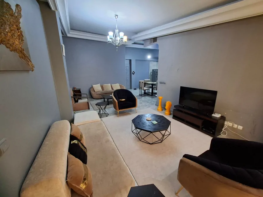 تصویر ۱ - خانه شقایق در  تهران