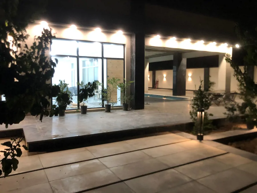 تصویر ۱ - ویلا ویلای استخردار آبگرم مدرن در  کرج