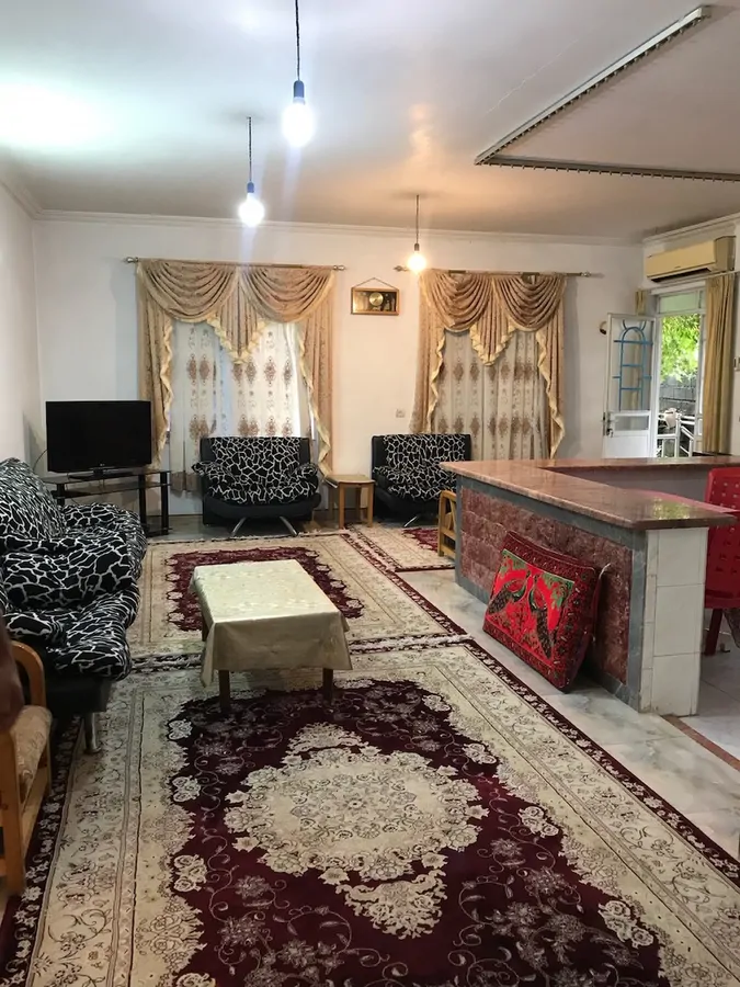 تصویر ۱ - خانه اقامتگاه دوخوابه بلوری در  رامسر