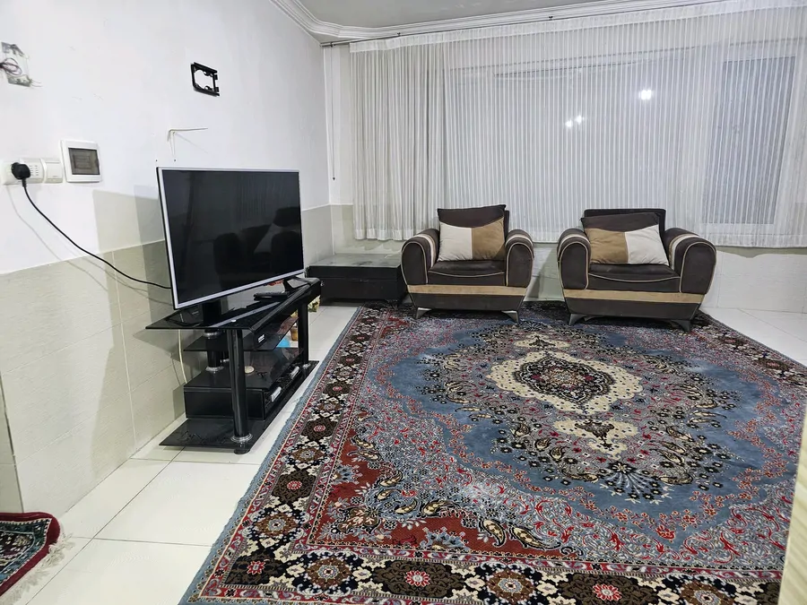 تصویر ۱ - آپارتمان منزل مبله ⁴اریا۲ در همدان