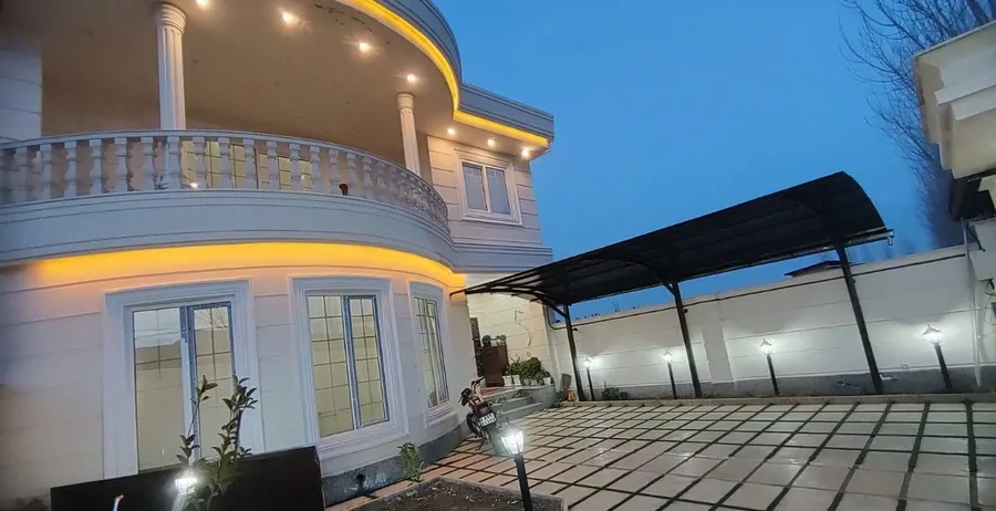 تصویر ۱ - ویلا استخردار آبگرم حسین در بابلسر