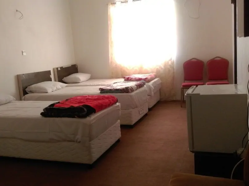 تصویر ۱ - هتل آپارتمان بهشت (اتاق 3 تخته) در  قشم
