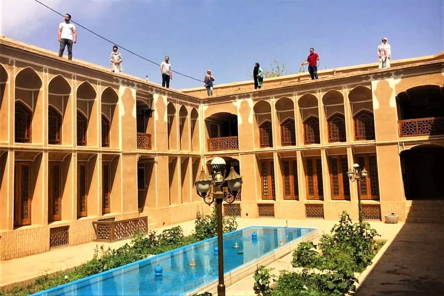 تصویر ۱ - اقامتگاه بوم‌گردی خانه امینی (اتاق ۱۱و۱۲) در  یزد