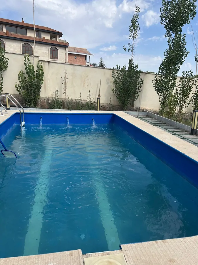 تصویر ۱ - ویلا استخردار آبسرد دوبلکس مهنا همراه بیلیارد در دماوند