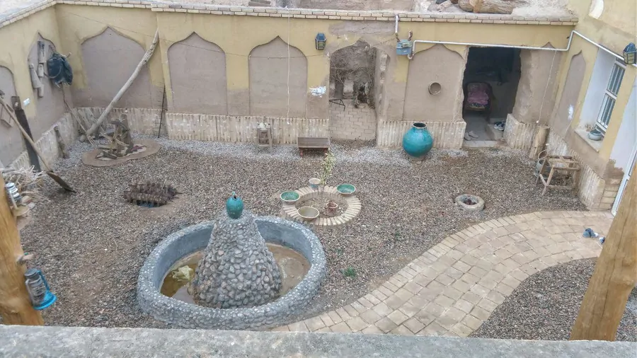تصویر ۱ - اقامتگاه بومگردی (واحد۲) در ابرکوه