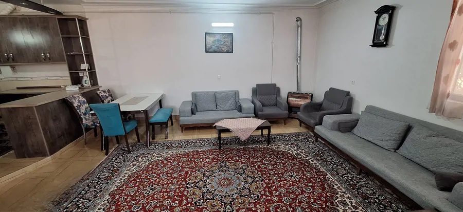 تصویر ۱ - خانه ویلایی دلنشین در محلات
